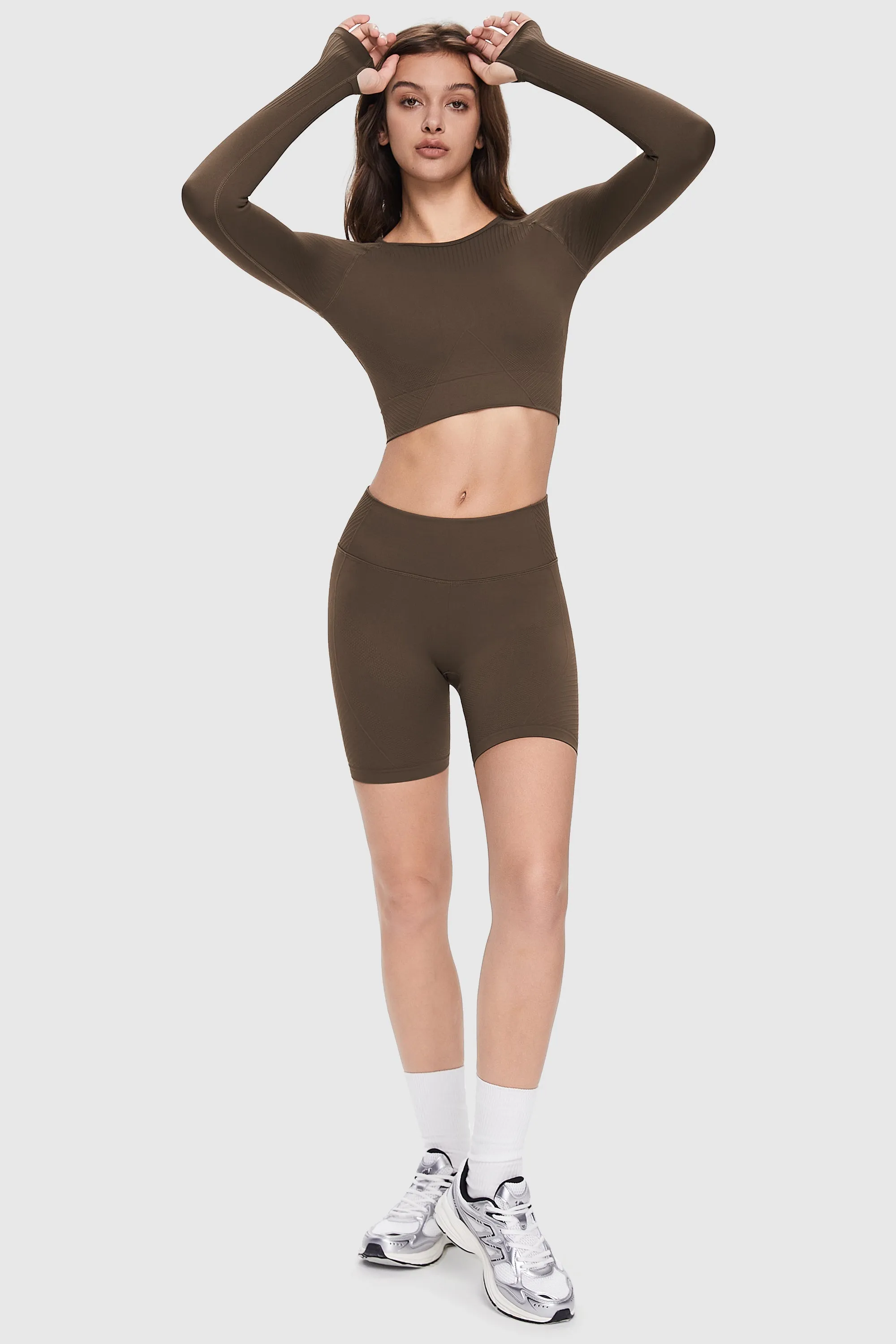 Seamless Mid-waist Yoga Shorts